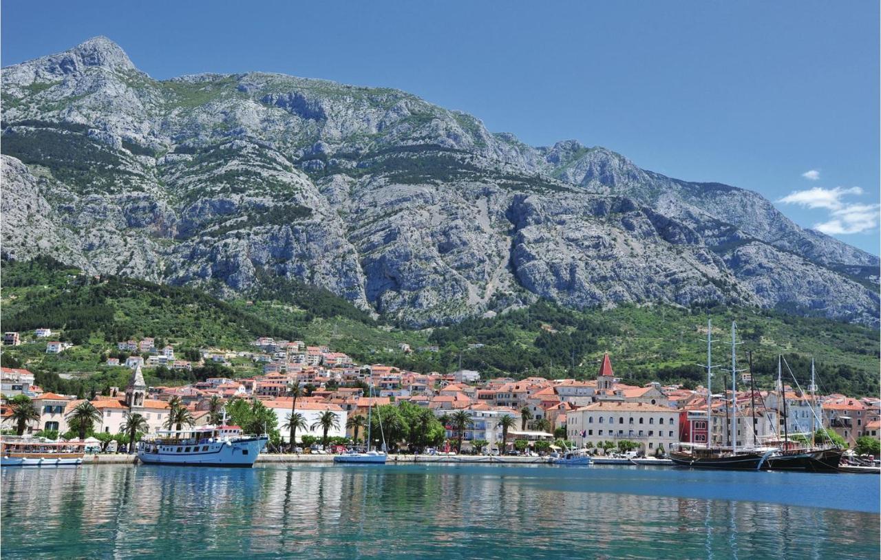 Amazing Apartment In Makarska With Wifi Exterior foto